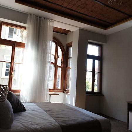 Adamantides Hotel Istanbul Exterior photo
